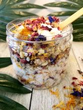 Load image into Gallery viewer, Queen&#39;s Blend Botanical Bath Salts
